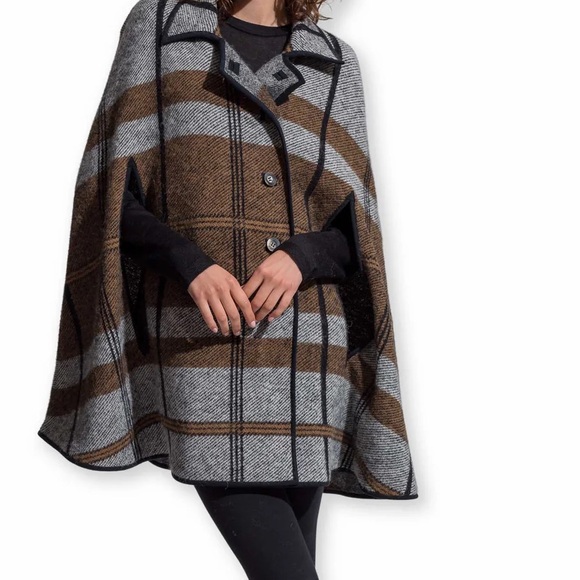Stylish Plaid Cape Coat